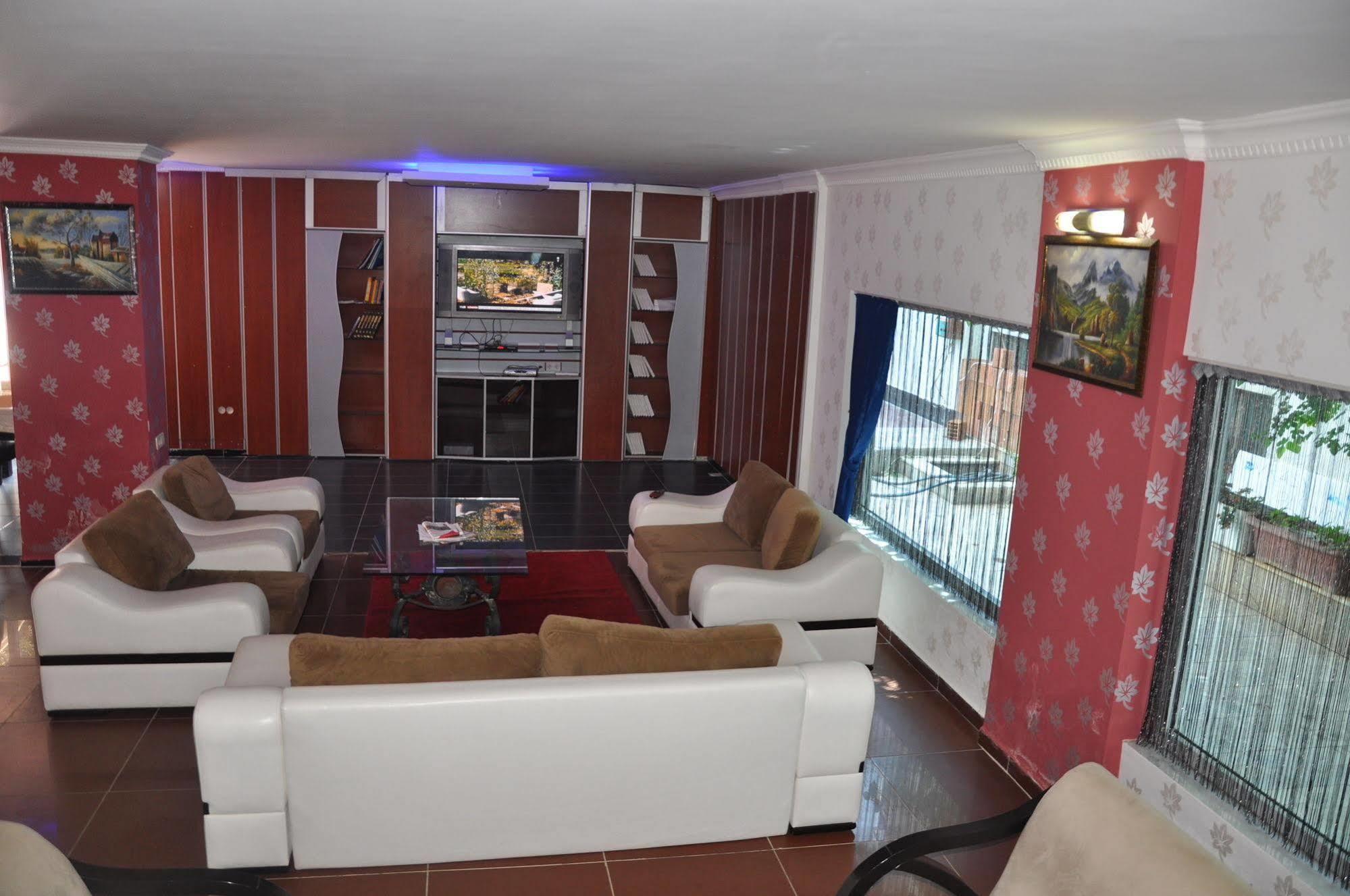 Antalya Madi Hotel Kültér fotó
